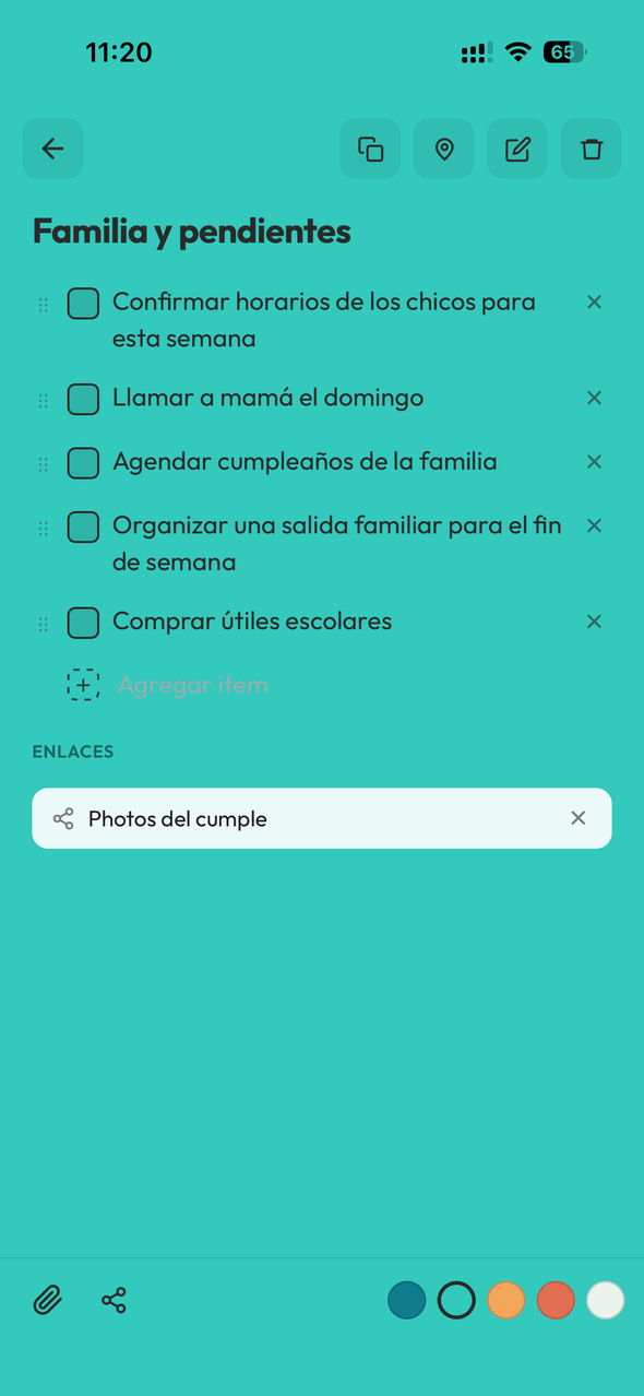 Una lista de tareas abierta, con los ítems hechos tachados.